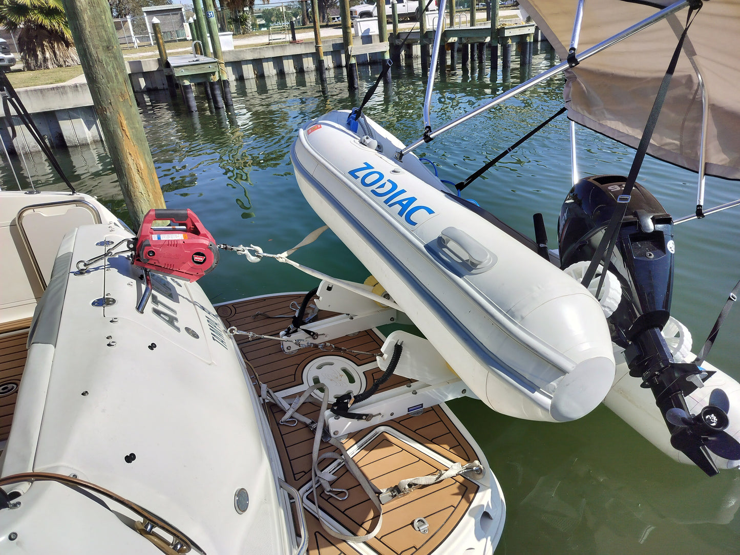 TILTING DAVIT CHOCKS WITH WHEELS (4TH Generation)